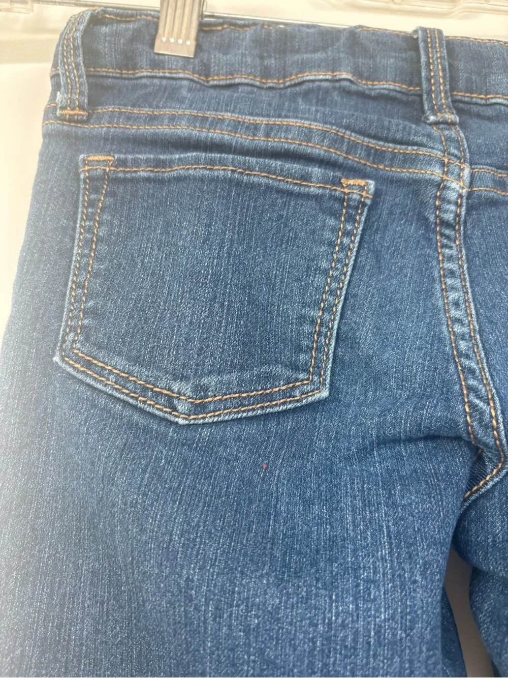 Old Navy Girls Skinny Blue Jeans with adjustable waist straps Size 6